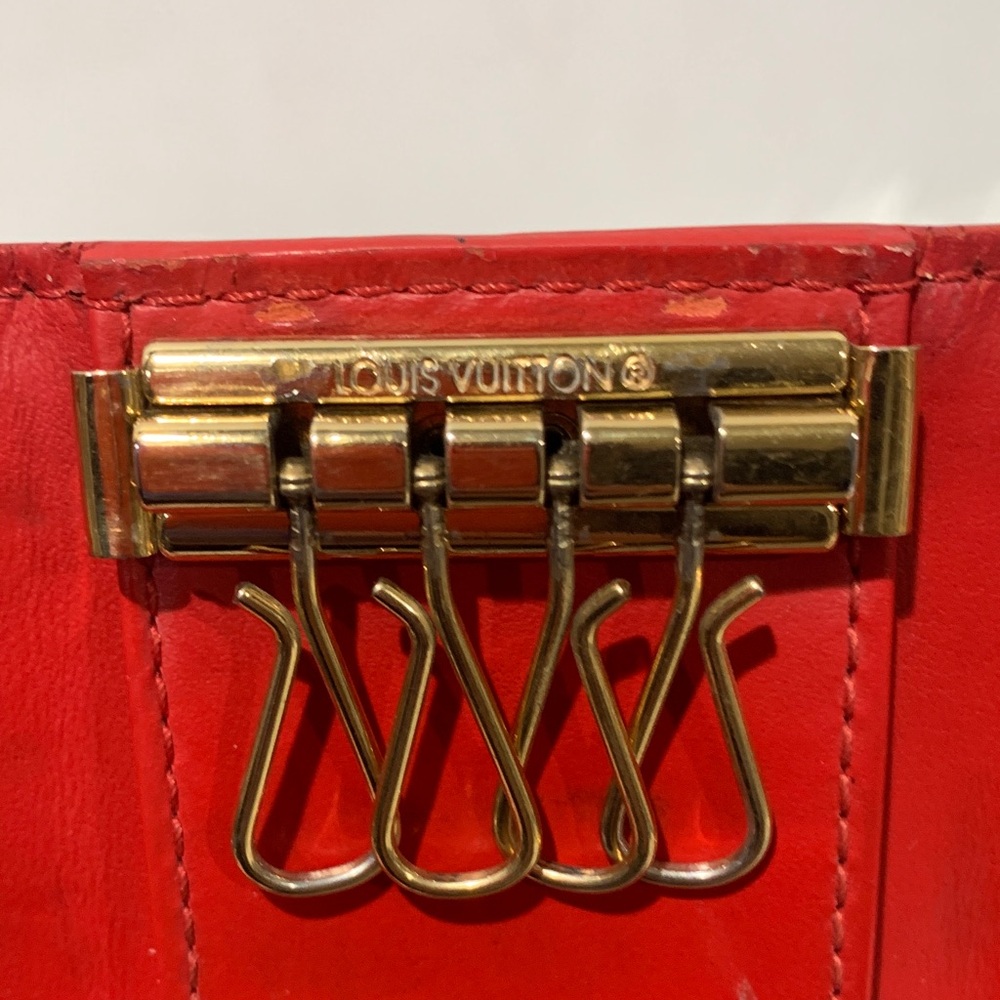Louis Vuitton Cherry Red Patent Leather Key Holder - Picture 11 of 14